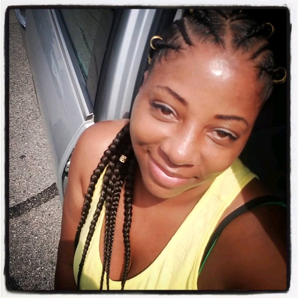 Meet your Posher, Cama - Picture 1 of 1